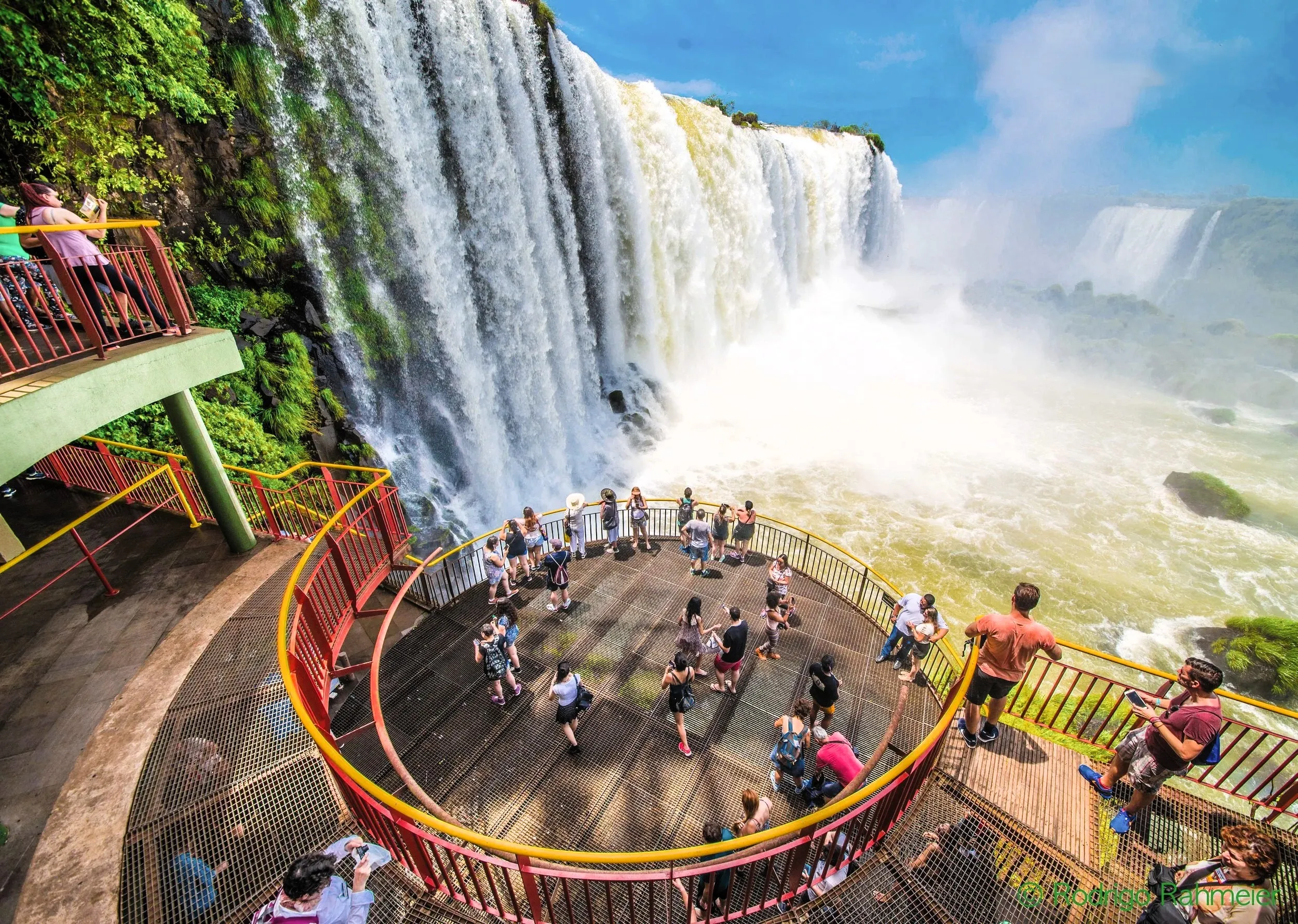 Catwalk over the Iguaçu River
